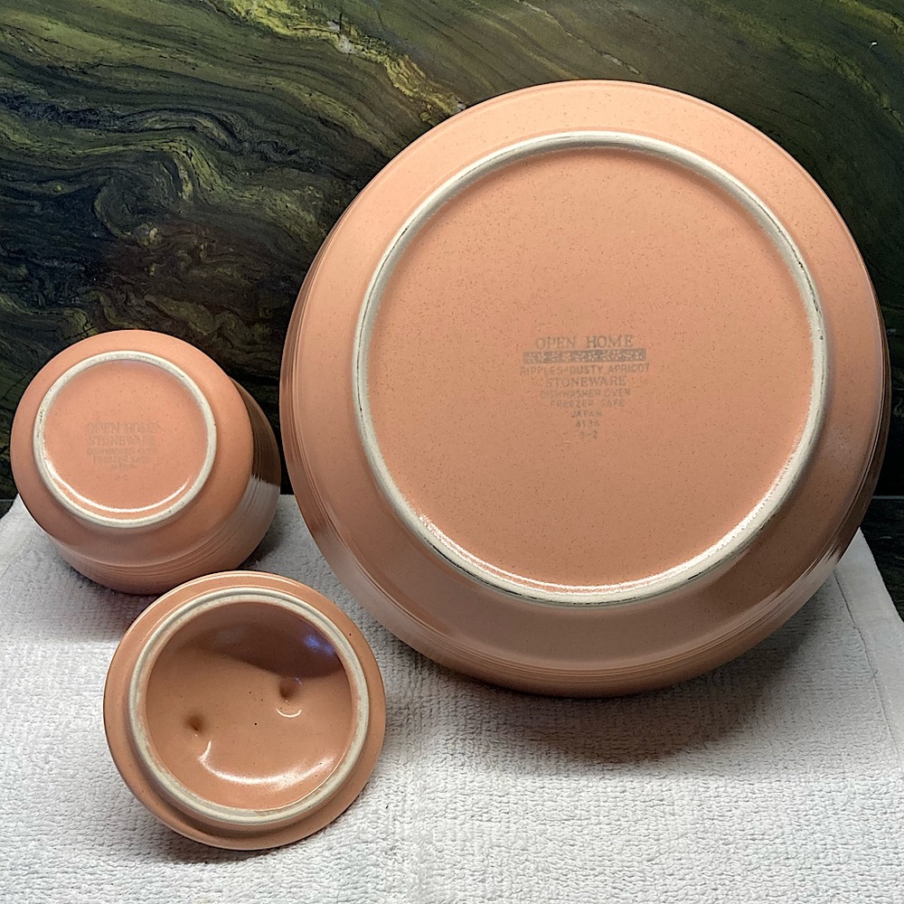 Chip Dip Set Apricot Ceramic Lidded - Picture 13 of 15